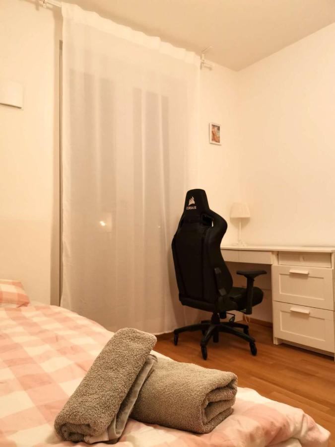 Gemuetliches Privatzimmer In Geraeumiger Gemeinschaftswohnung Дрезден Экстерьер фото